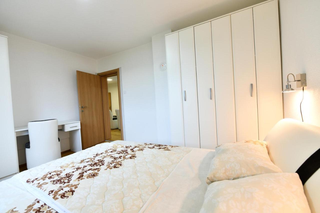 Lora Apartment Rakovica Bagian luar foto