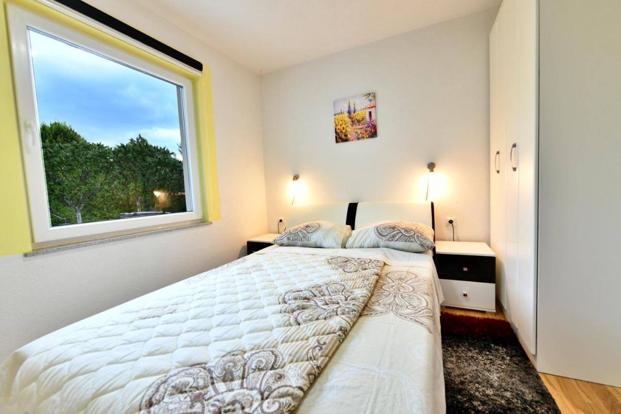 Lora Apartment Rakovica Bagian luar foto