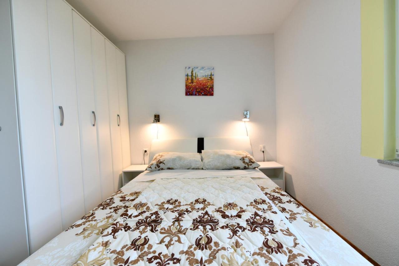 Lora Apartment Rakovica Bagian luar foto